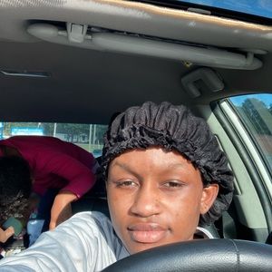 Meet your Posher, Dasia